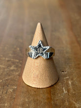 将图片加载到图库查看器,BLD182 SIGNET RING STAR "SILVER925"