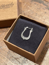 画像をギャラリービューアに読み込む, BLD043 HORSE SHOE PIERCE "SILVER925"