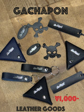 将图片加载到图库查看器，GACHAPON -LEATHER GOODS-
