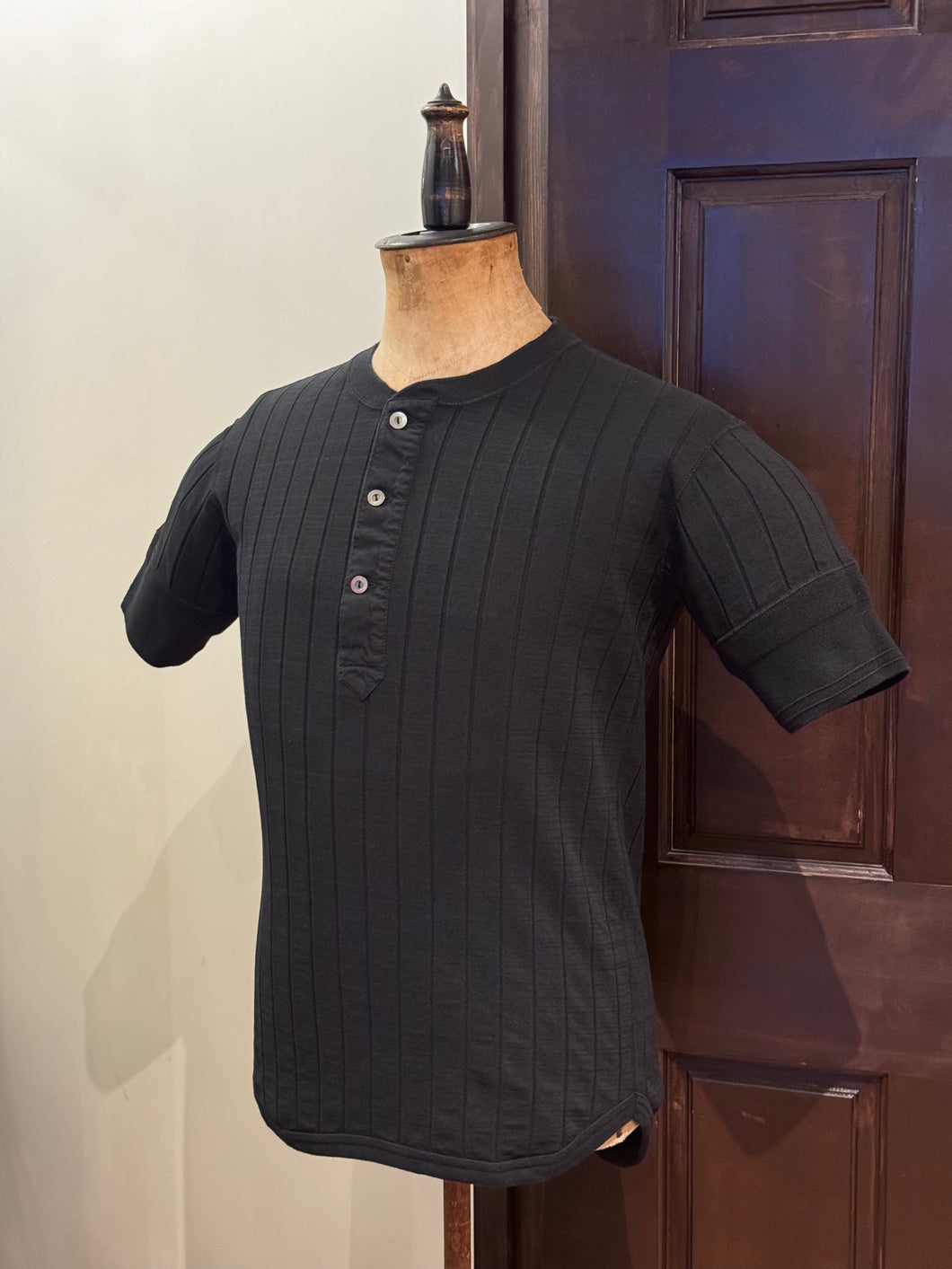 BLD121 RIB HENLEY NECK T-SHIRTS – BLURRED CLOTHING OFFICIAL